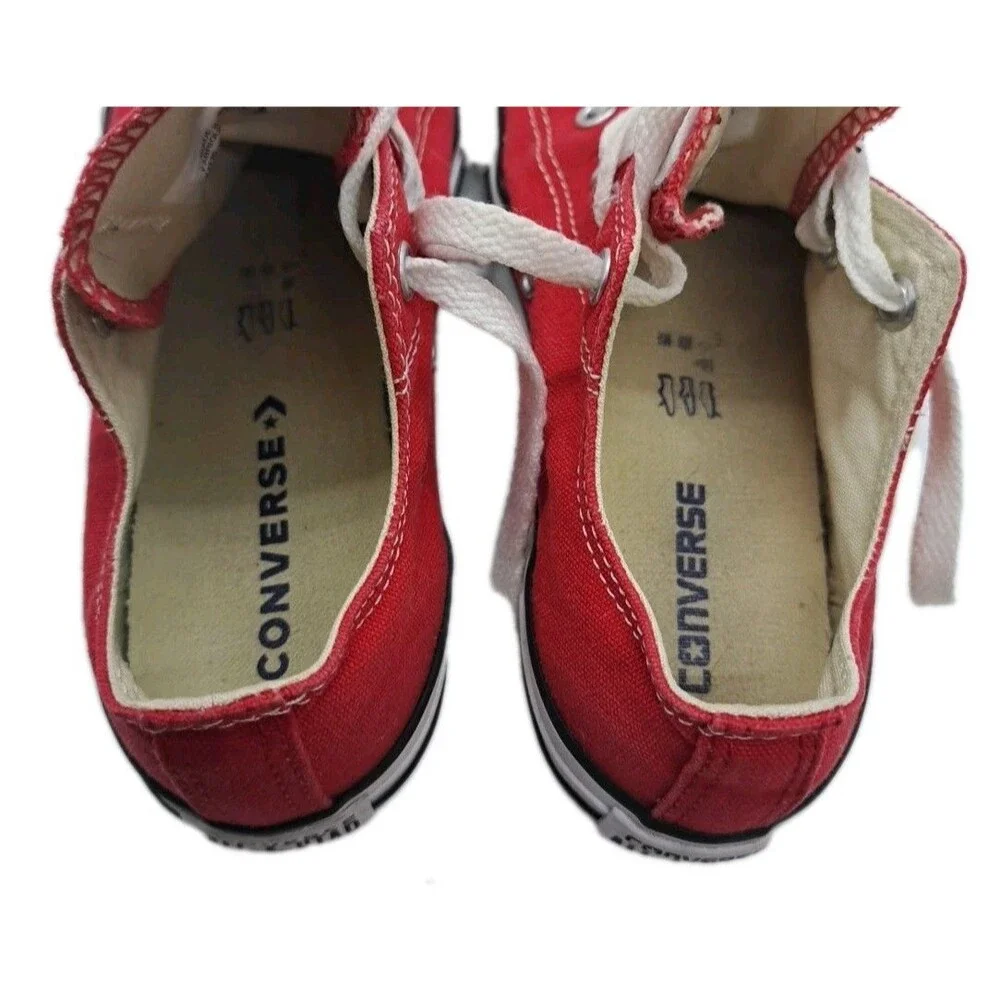 Converse Chuck Taylor All Star Low Top Red Youth Size 2 Kids Sneakers 3J236 EUC
